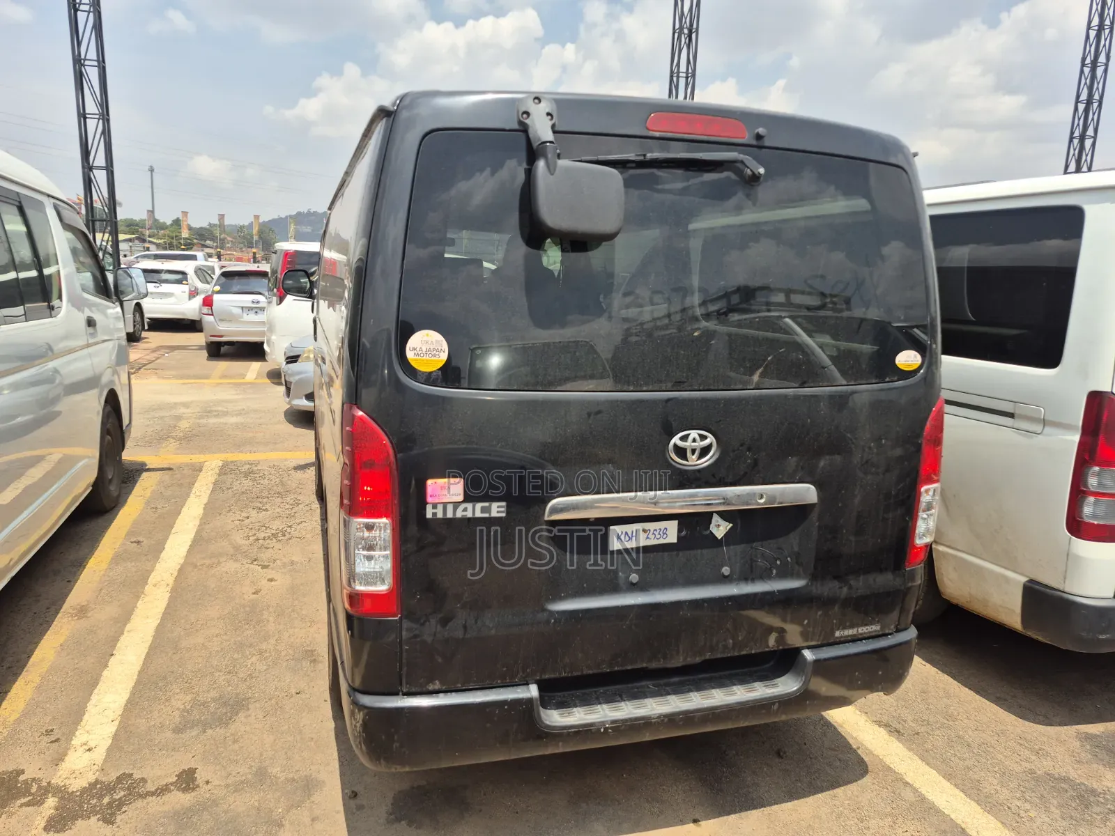Toyota HiAce 2012 Black