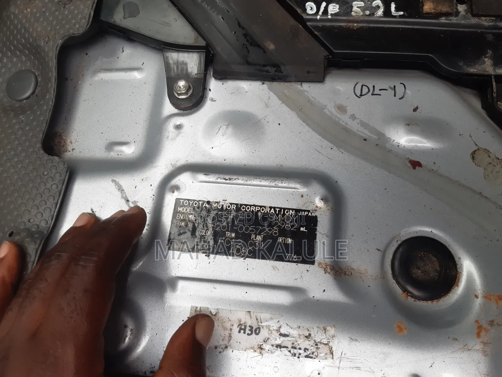 Toyota HiAce 2010 Silver