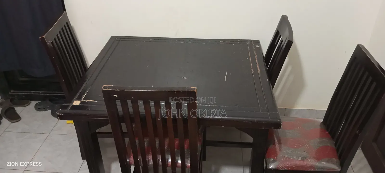 4 Seater Dining Table