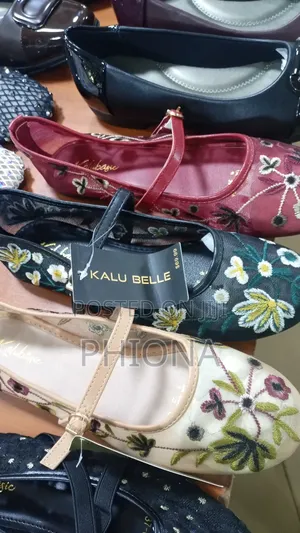 Zara Pumps and Flats