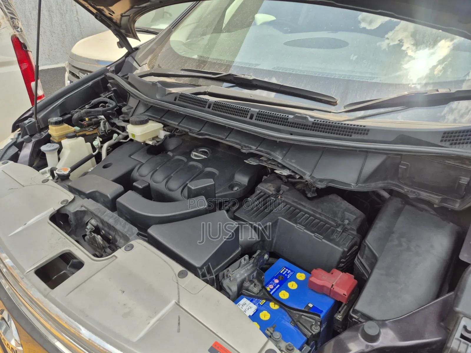 Nissan Elgrand 2013 Maroon