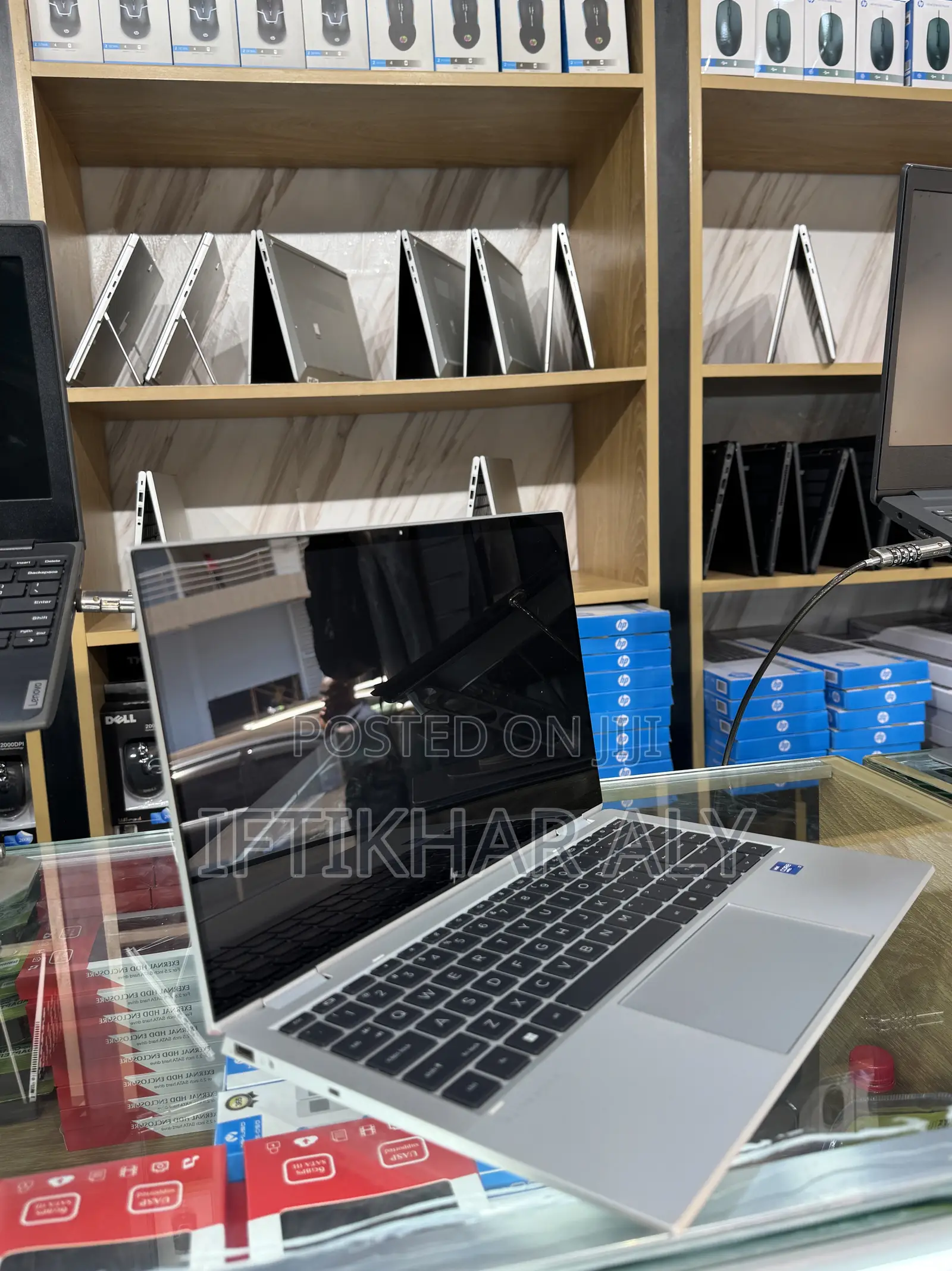 Laptop HP EliteBook 1040 G8 16GB Intel Core i7 SSD 512GB