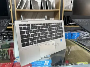 Laptop HP EliteBook 1040 G8 16GB Intel Core i7 SSD 512GB