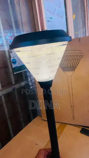 Solar Garden Light