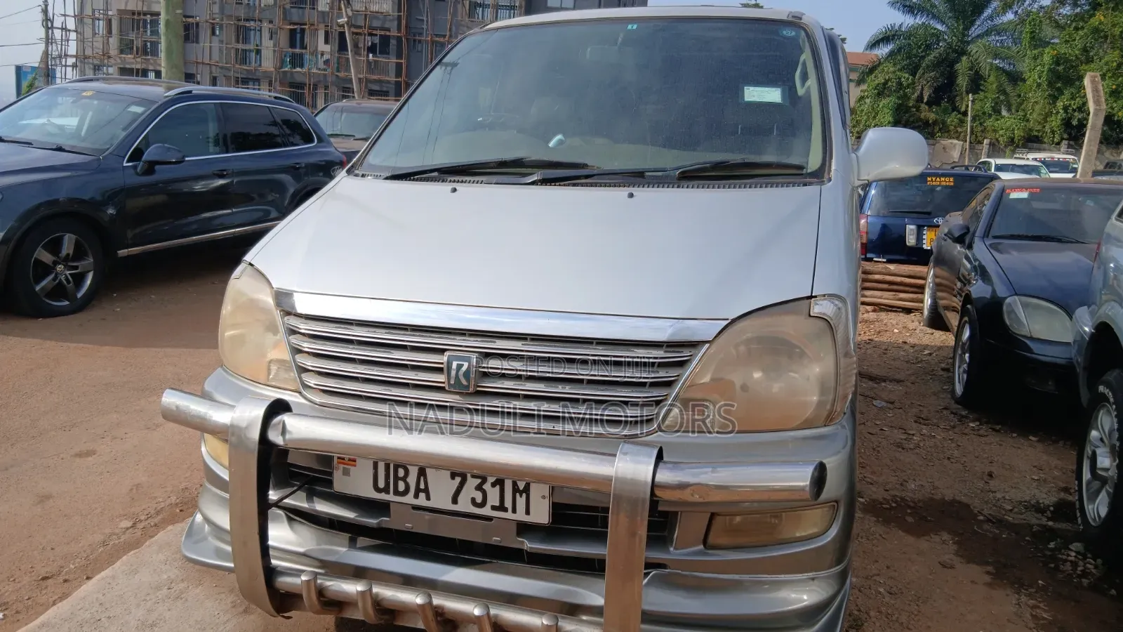 Toyota Regius 1998 Silver