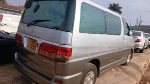 Toyota Regius 1998 Silver