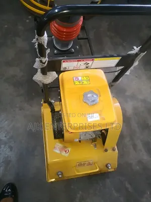 Diesel Plate Compactor