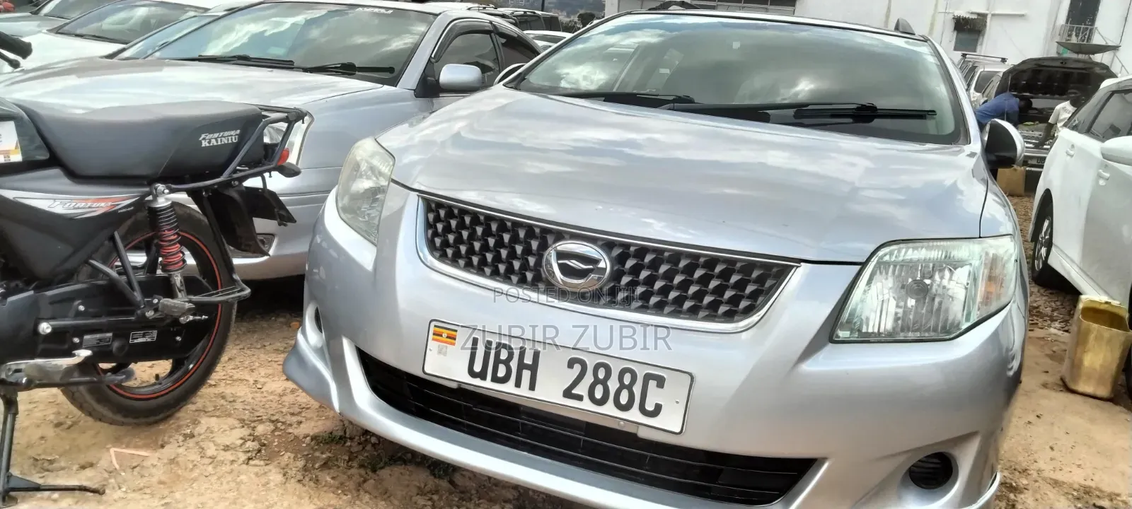 Toyota Corolla Fielder 2010 Silver