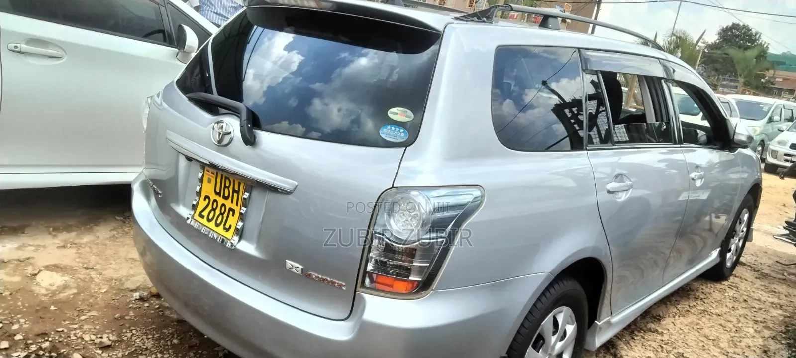 Toyota Corolla Fielder 2010 Silver