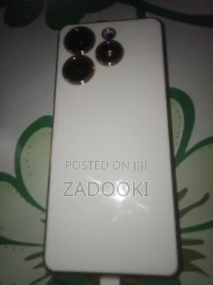 Tecno Spark 10 Pro 256 GB