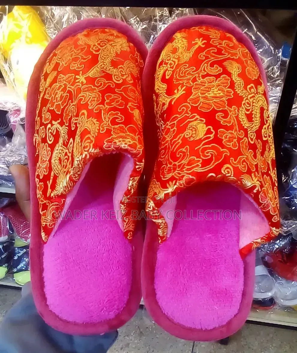Indoor Shoes Are Unisex