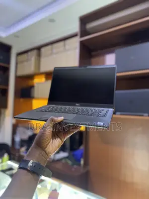 Laptop Dell Latitude 5300 8GB Intel Core i5 SSD 256GB