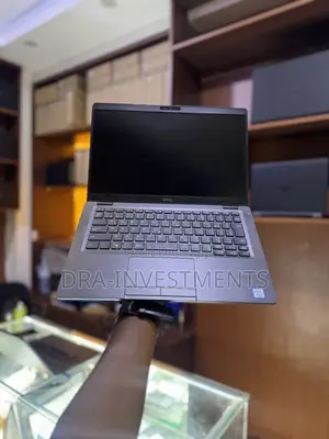Laptop Dell Latitude 5300 8GB Intel Core i5 SSD 256GB