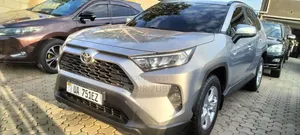 Toyota RAV4 2010 Silver