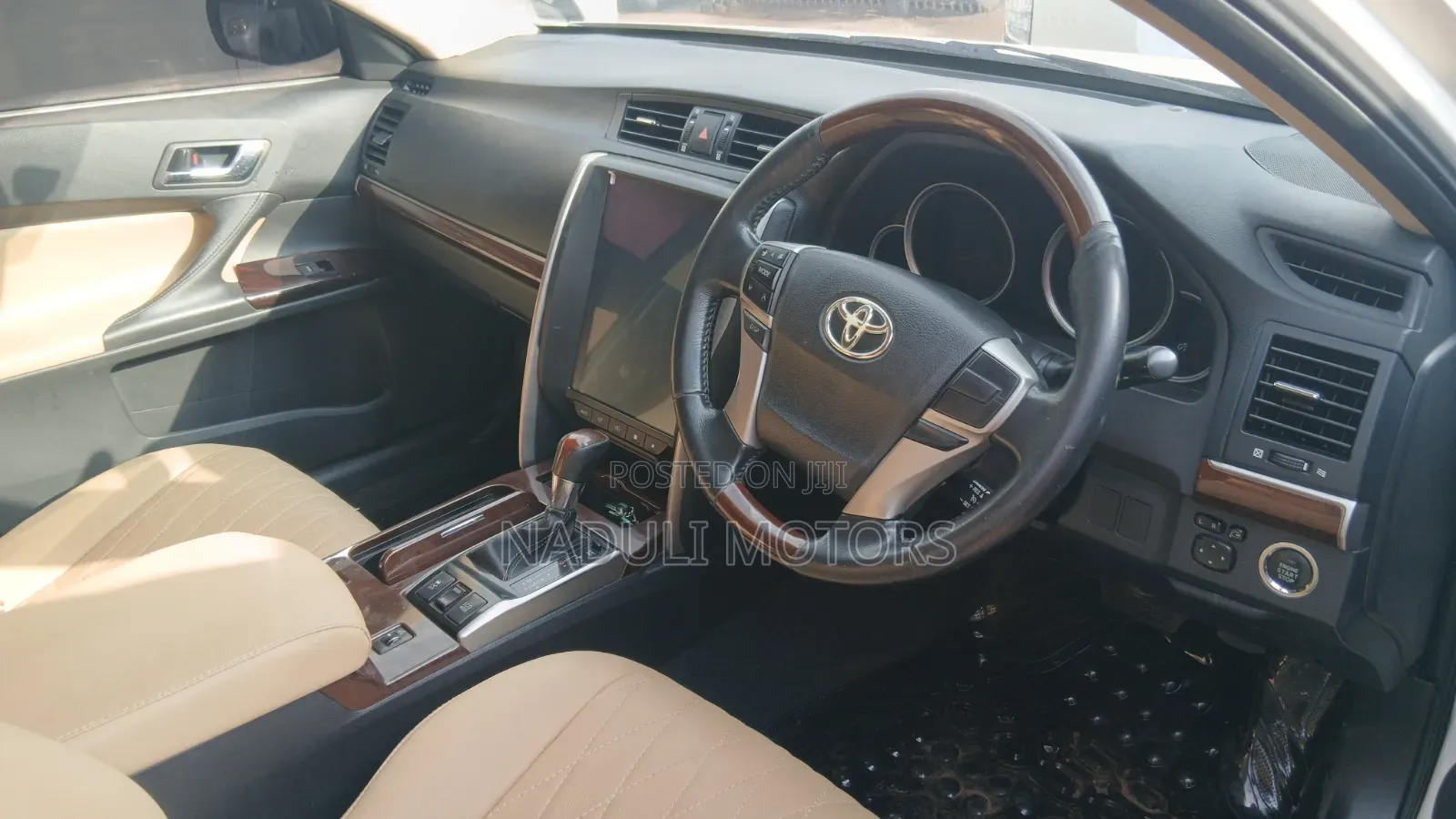 Toyota Mark X 2013 White
