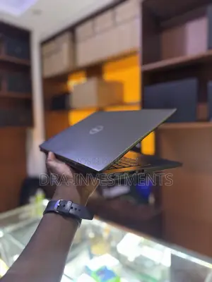 Laptop Dell Latitude 5300 16GB Intel Core i5 SSD 512GB