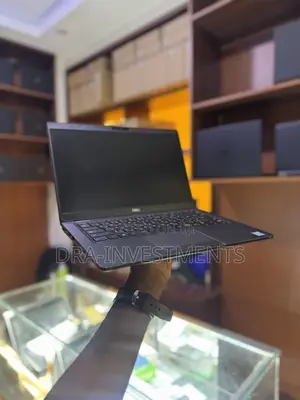Laptop Dell Latitude 5300 16GB Intel Core i5 SSD 512GB