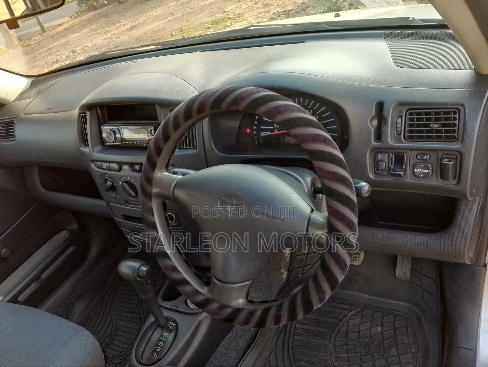 Toyota Probox 2012 Silver
