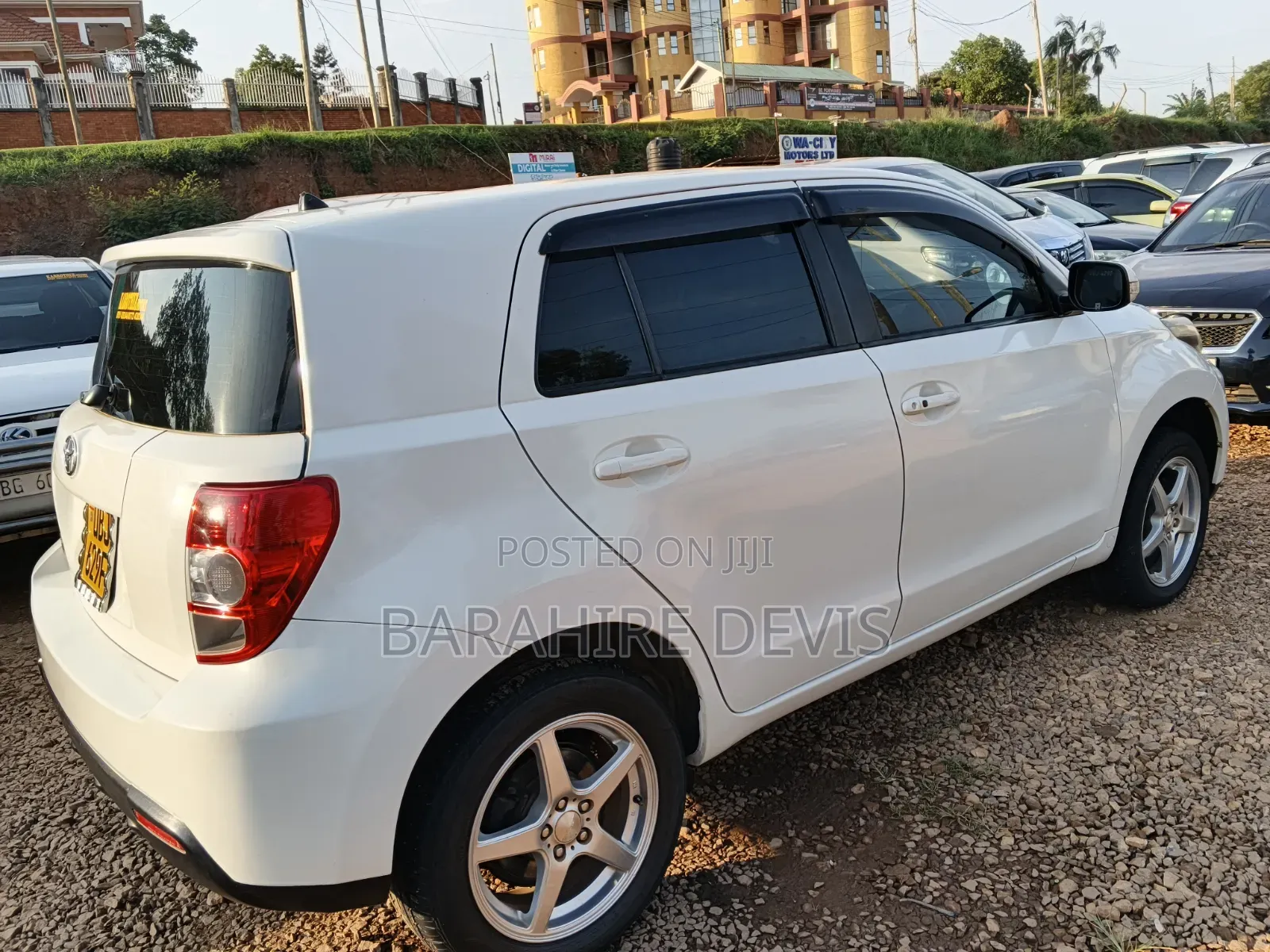 Toyota IST 2010 White