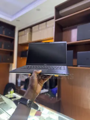 Laptop Dell Latitude 5300 16GB Intel Core i5 SSD 512GB