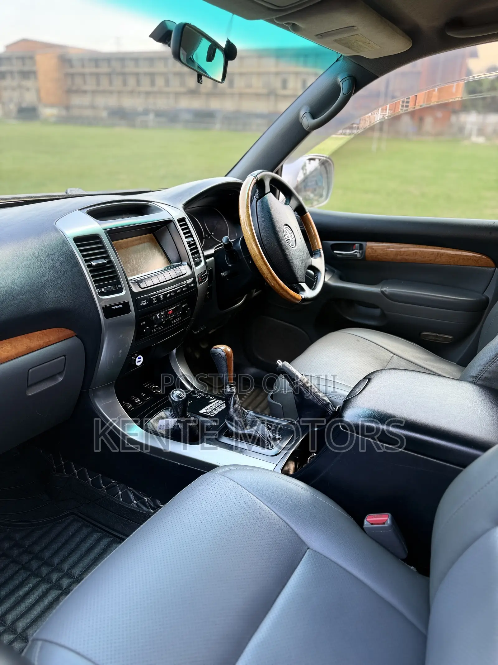Toyota Land Cruiser Prado 3.0 D-4D 3dr 2005 Silver