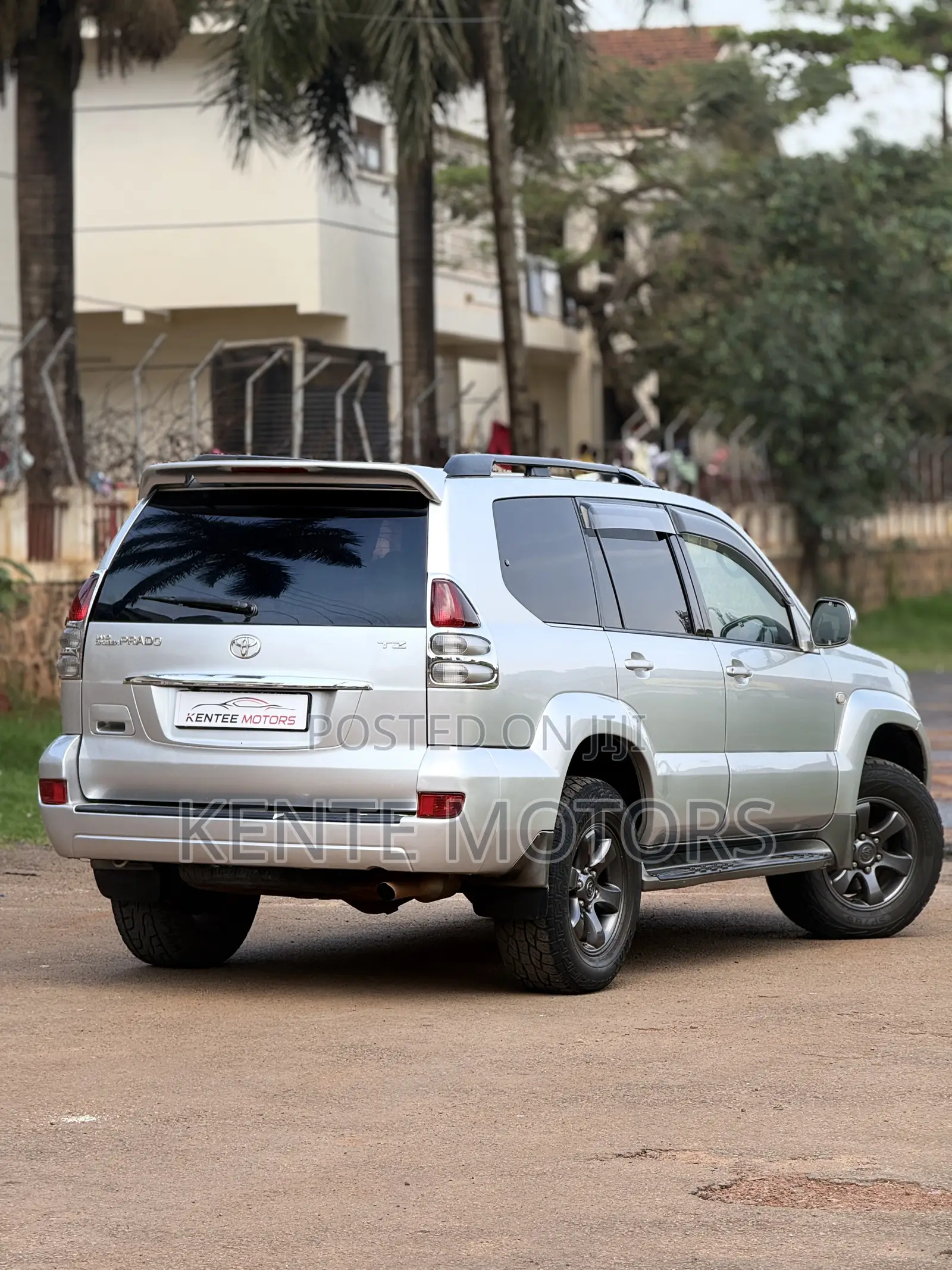 Toyota Land Cruiser Prado 3.0 D-4D 3dr 2005 Silver