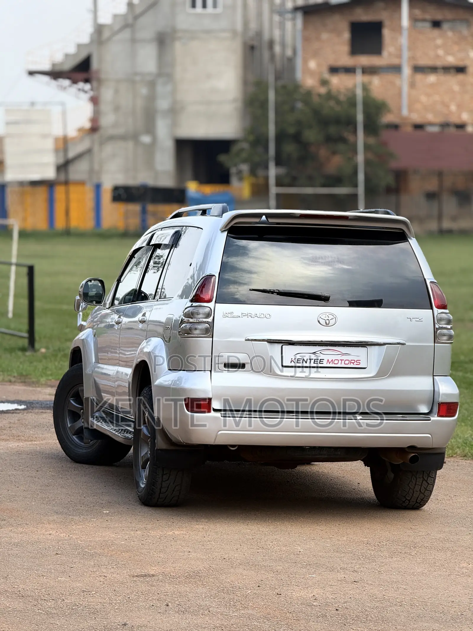 Toyota Land Cruiser Prado 3.0 D-4D 3dr 2005 Silver