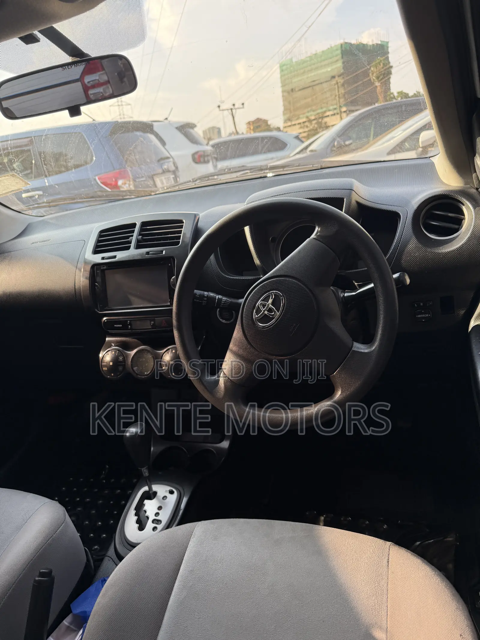 Toyota IST 2010 White