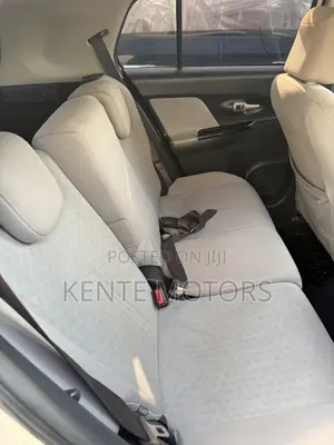 Toyota IST 2010 White