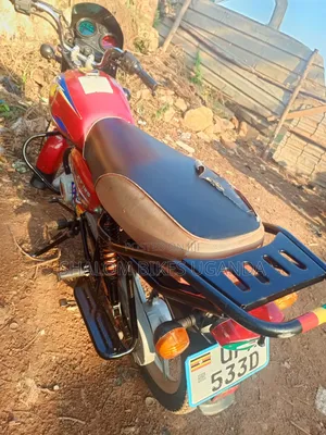 Bajaj CT 125X 2023 Red
