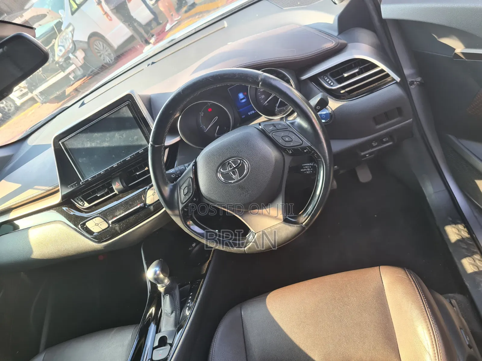 Toyota C-HR 2018 Silver