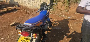 Bajaj CT 125X 2025 Red