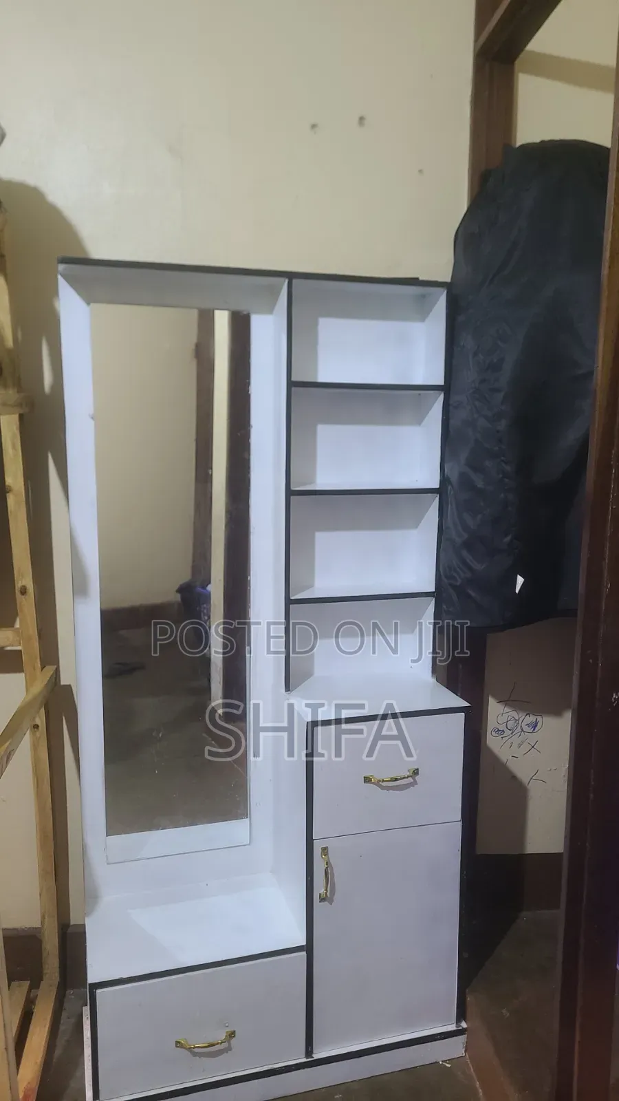 Dressing Mirror