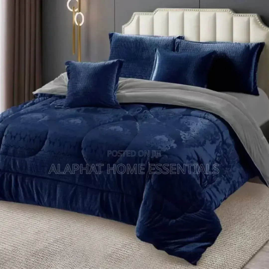 6 Piece 6*6 Jacquard Duvets