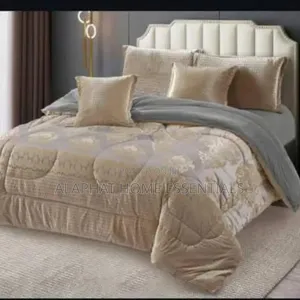 6 Piece 6*6 Jacquard Duvets