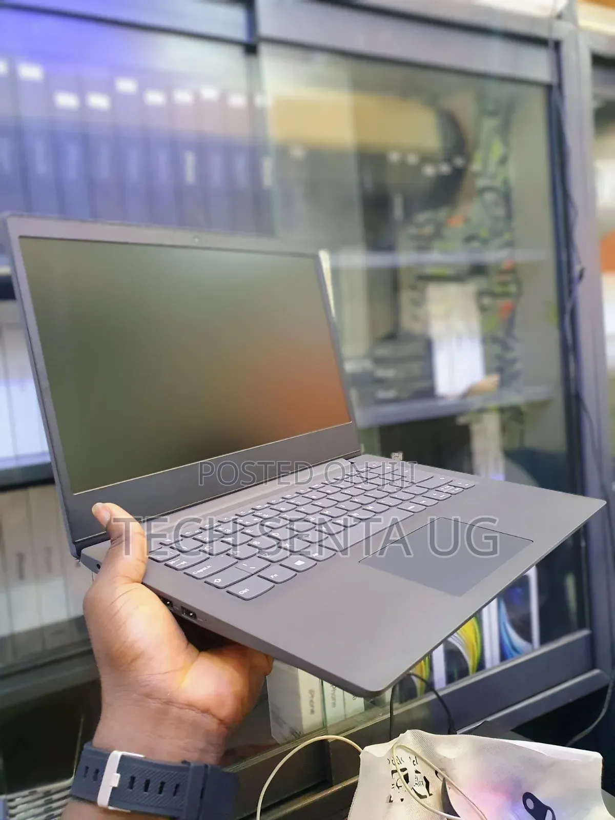 Laptop Lenovo Ideapad V14 IGL 4GB Intel Celeron HDD+SSD 256GB