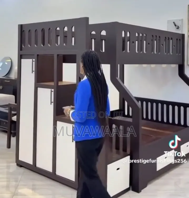 Modern Decker