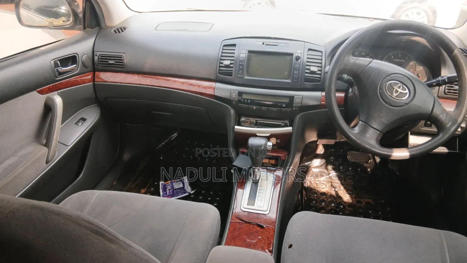 Toyota Premio 2006 White