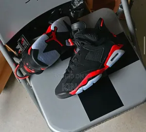 Air Jordan 6 Retro "Infrared Salesman