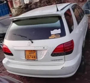 Toyota Harrier 2000 White