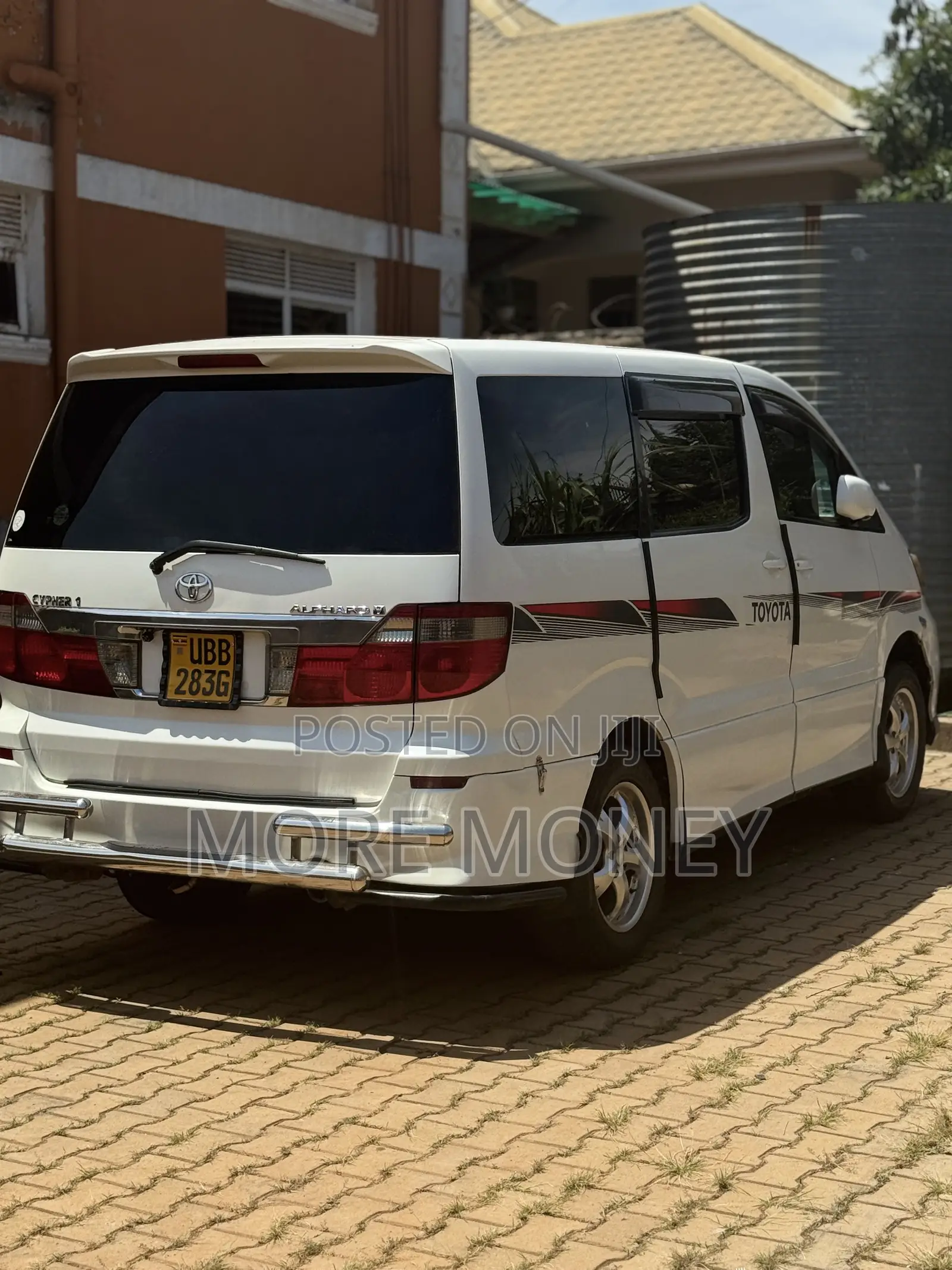 Toyota Alphard 2.4 Petrol AWD 2002 White