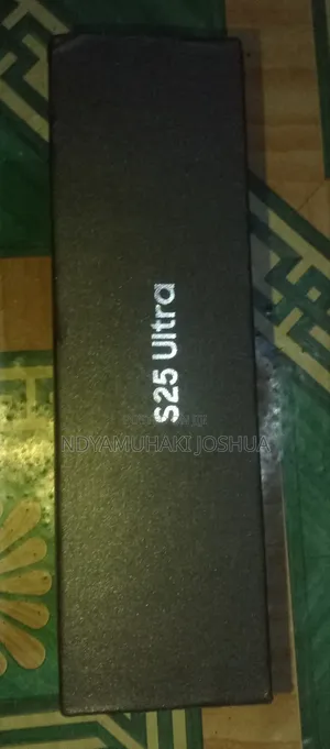 New Samsung Galaxy S25 Ultra 256 GB Gold