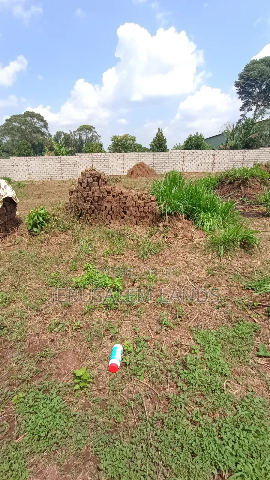 Matuga 1.5km FRM Tamaca Kampala to Plot 14km Price 31m -140x100feet