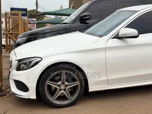 Mercedes-Benz C200 2016 White