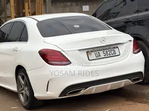 Mercedes-Benz C200 2016 White