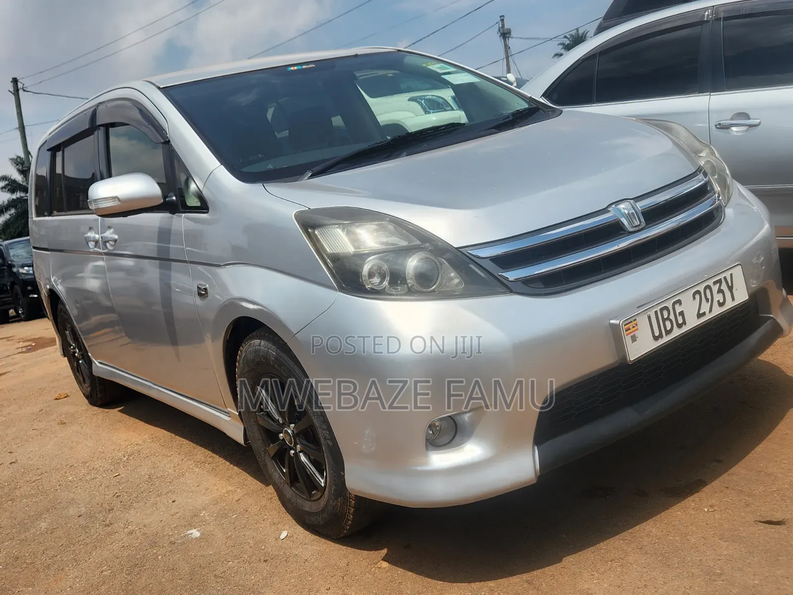 Toyota ISIS 2007