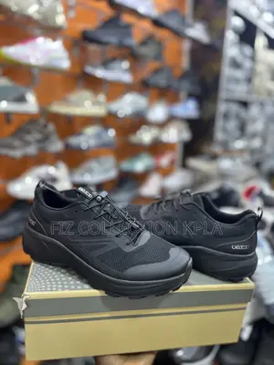Original Men’s Black UCCX Casual Sneakers – Lightweight Stylish