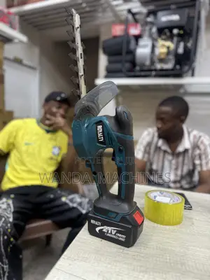 Cordless Hedge Trimmer