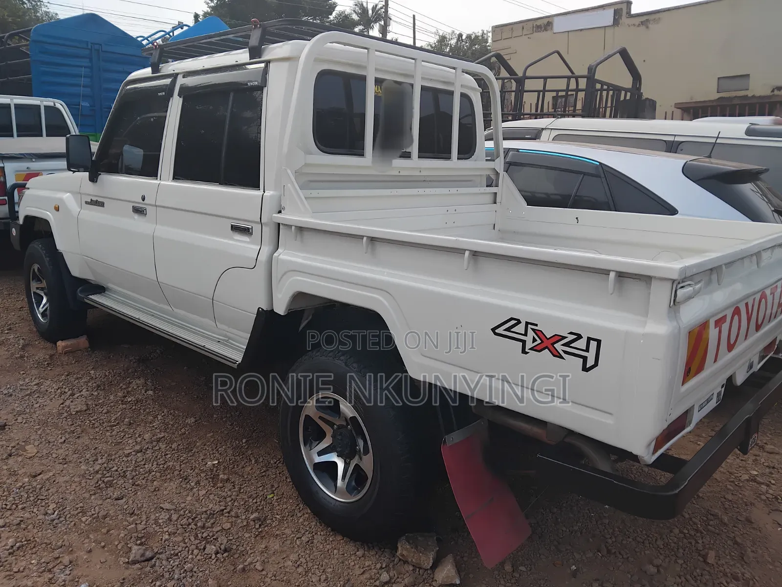 Toyota Land Cruiser 2015 White
