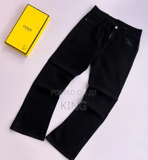 Light Wash Denim Style Jeans